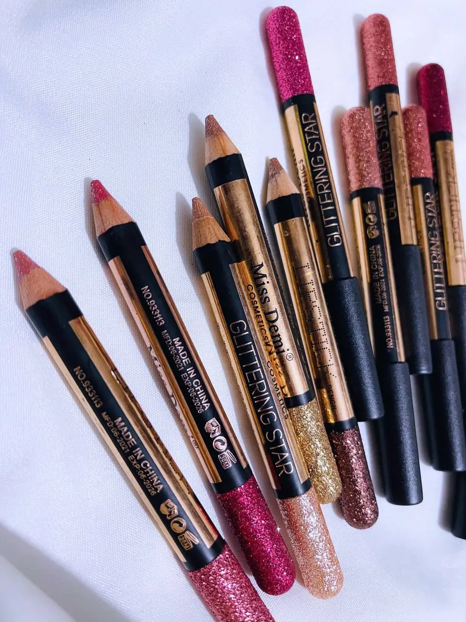 Miss Demi Glitter Lip Pencil